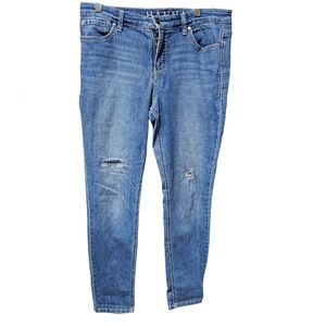 Women's Distressed Blue Jeans By Hannah Size 12‎